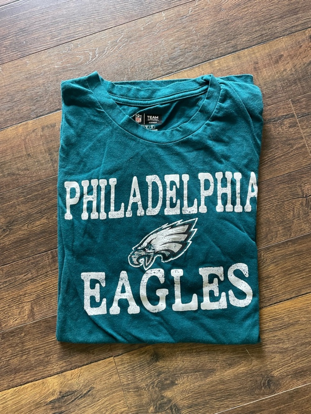 🔥Ts 3/$15 or 5/$20 Adult Large Philadelphia Eagles Team Apparel NFL Tee